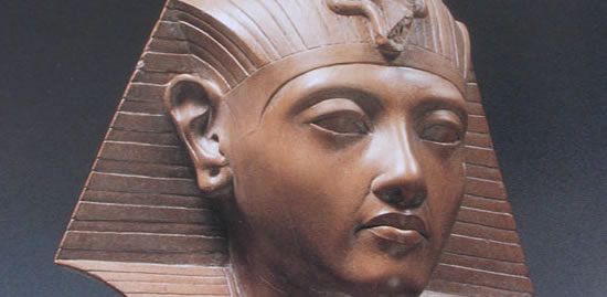 Hatshepsut, la primera mujer coronada Fari (Faraon –  dinastía XVIII )