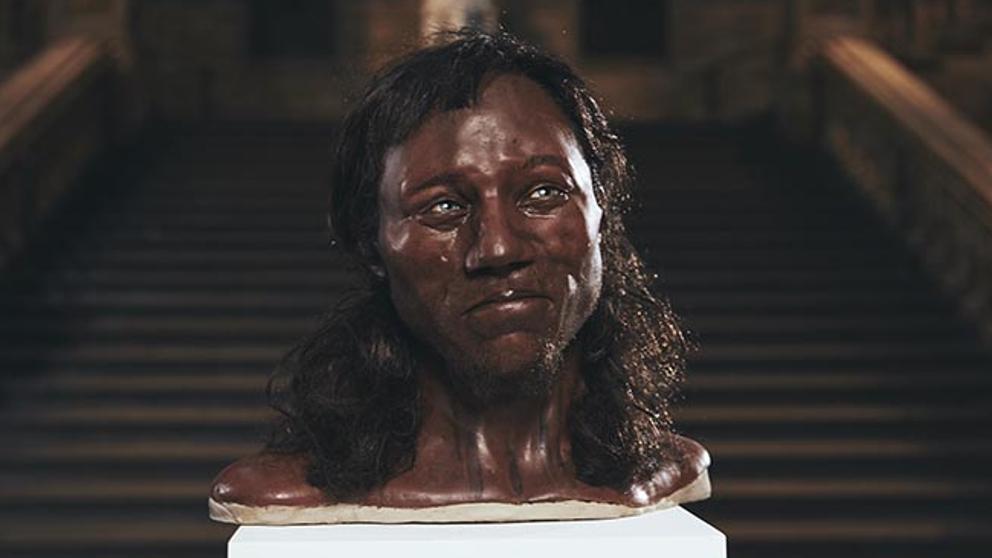 Cheddar man: El primer británico era negro y tenía los ojos azules